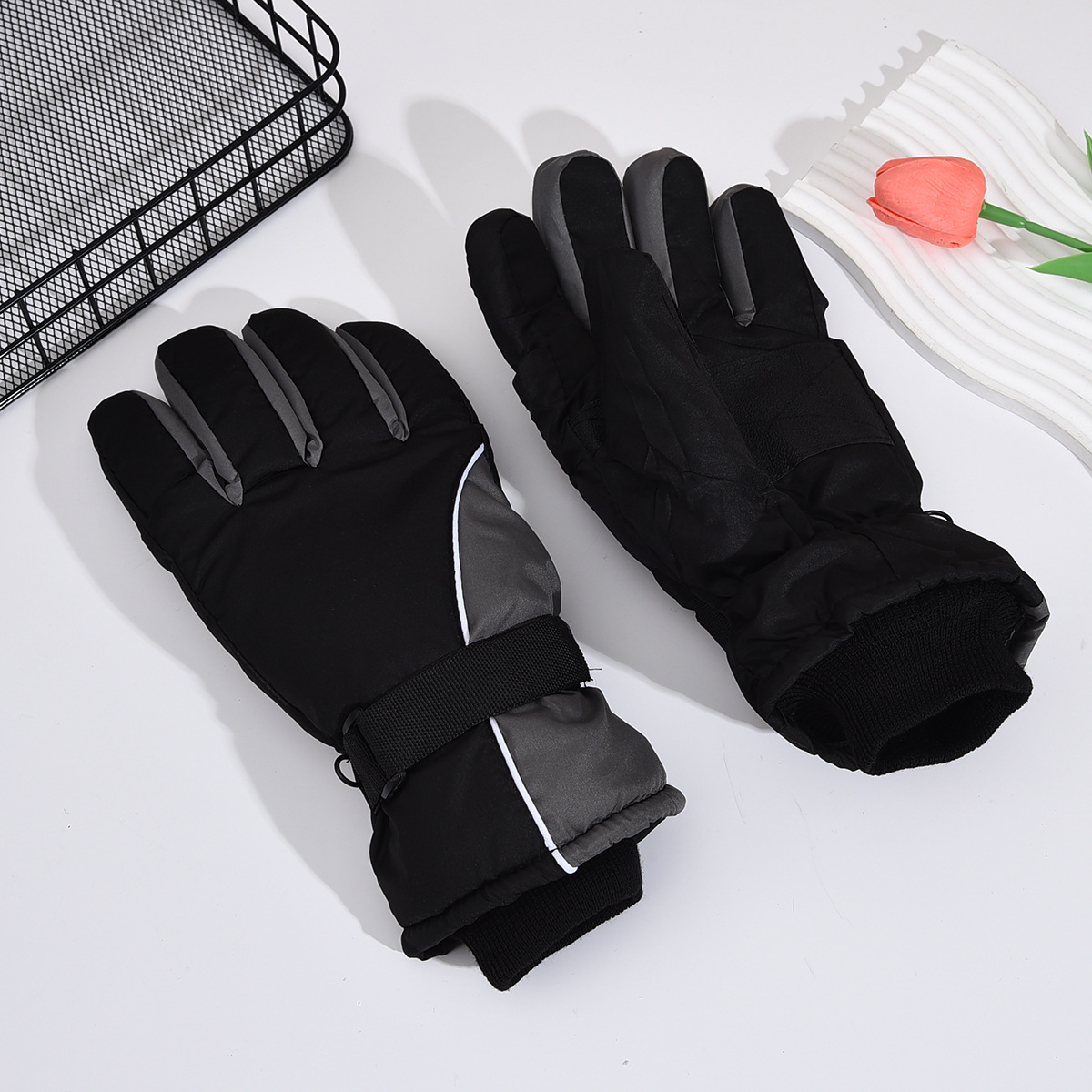 ファッション防風スキーグローブ、滑り止め防水ウィンターグロー - Touch Screen Gloves のレビューと価格